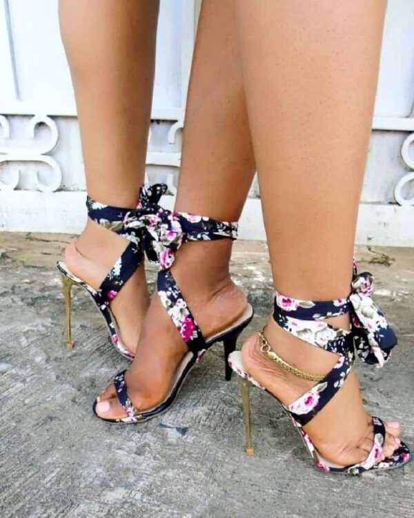 LadyBeellionaire Kim sandals