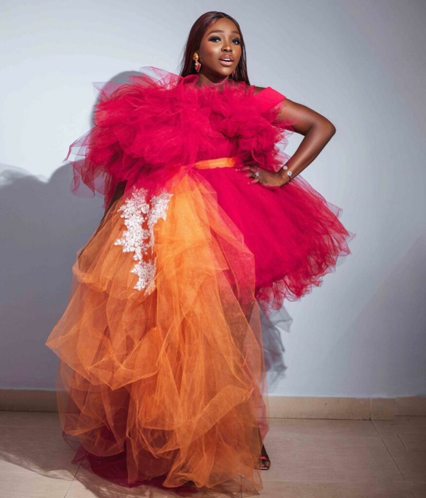 LadyBeellionaire Fashion Nigeria - Stories - Tomike Adeoye
